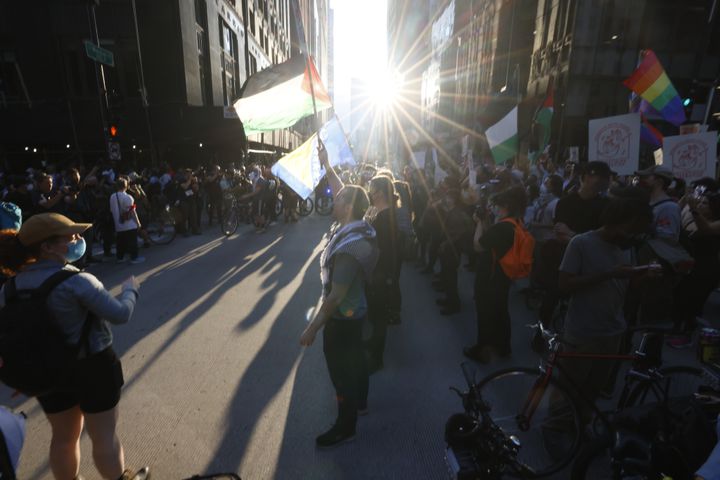 Thousands of activists expected in Chicago for Democratic convention