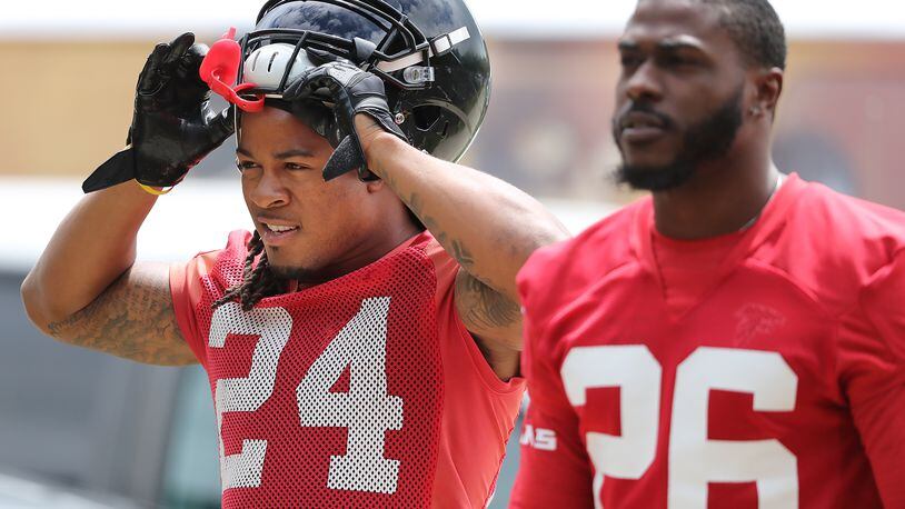 Atlanta Falcons rookies arrive in Flowery Branch