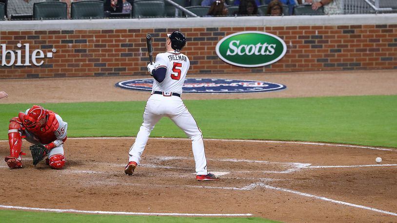 ATLANTA, GA - APRIL 11: Atlanta Braves first baseman Freddie