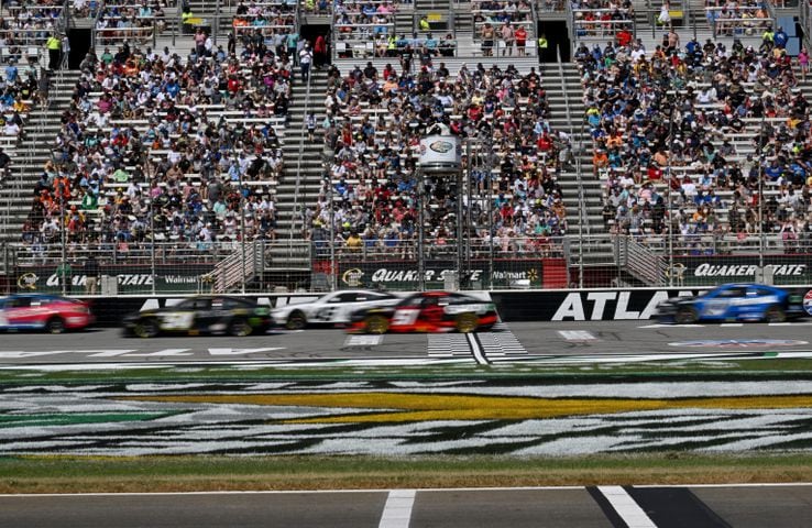 Quaker State 400 photos