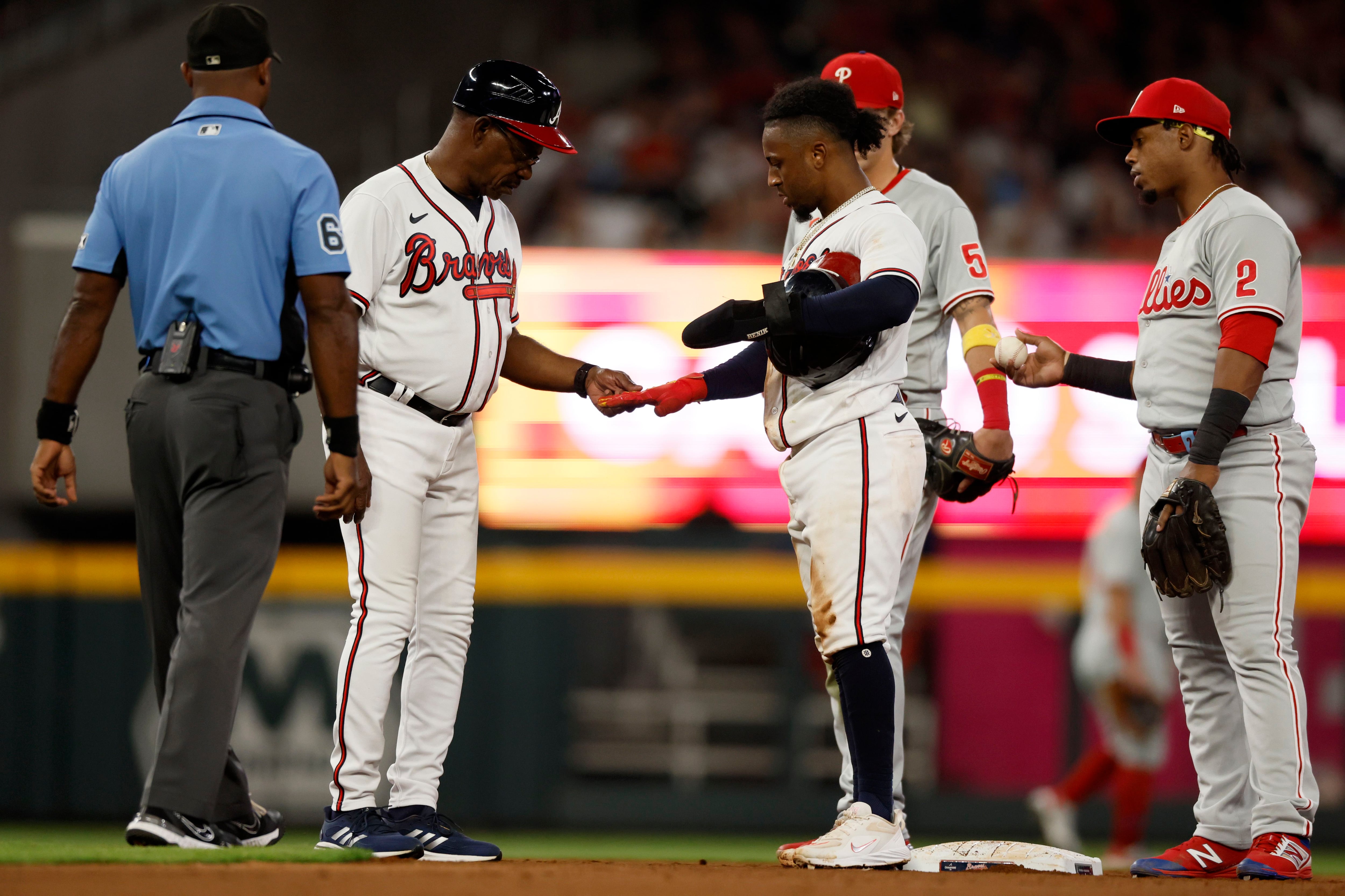 Atlanta Braves News: Ronald Acuña Jr injured, Ozzie Albies update and more  - Battery Power