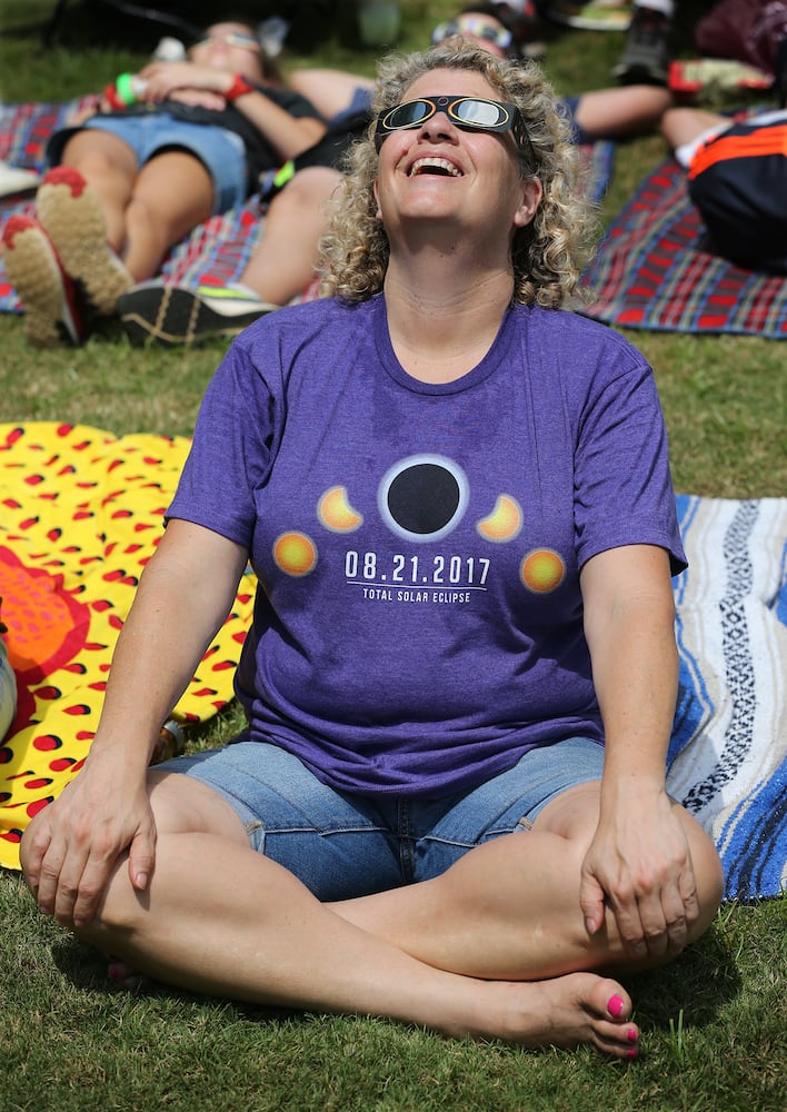 Eclipse draws crowds