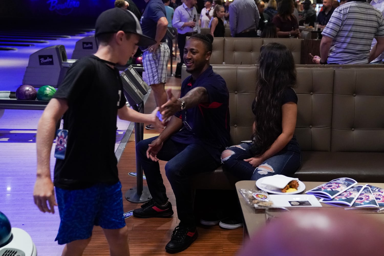 Photos: Josh Donaldson, Braves teammates bowl for charity