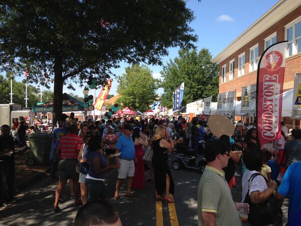 Crowds at Taste of Smyrna.