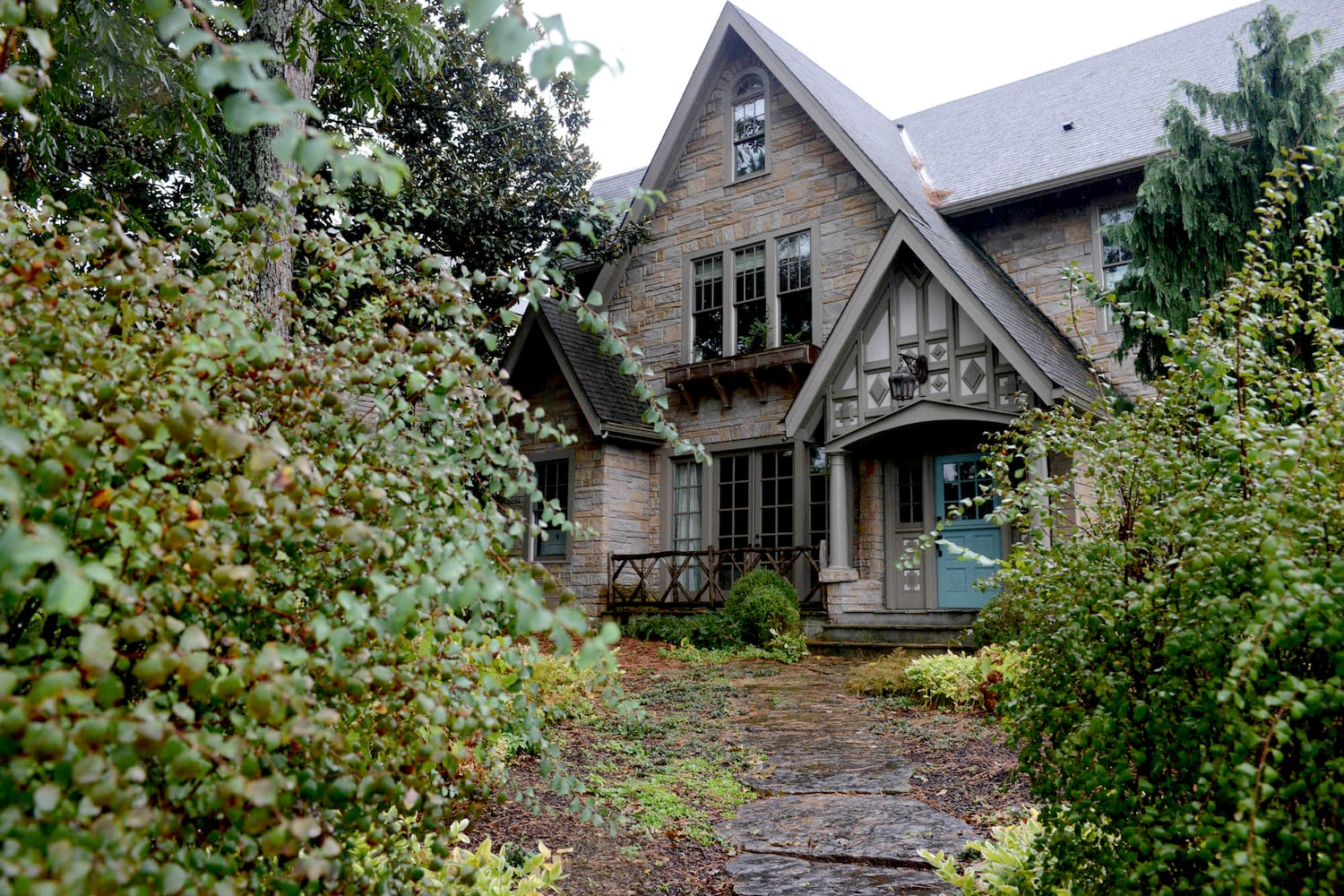 Photos: Virginia-Highland tour home flows from Tudor to transitional