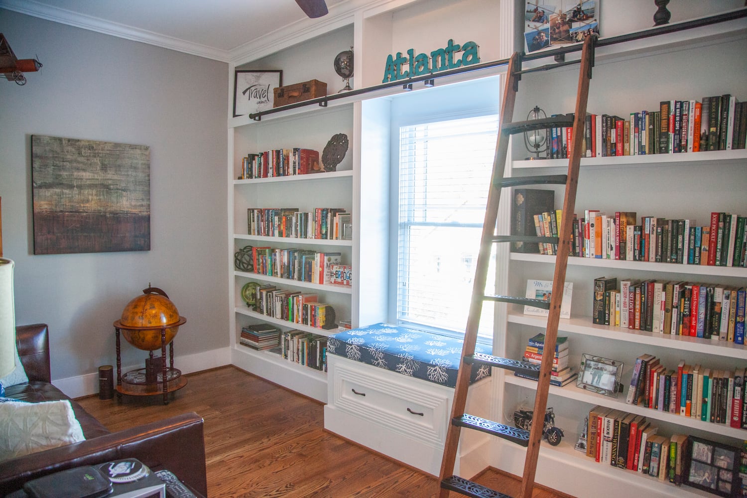 Get inspiration for an at-home library