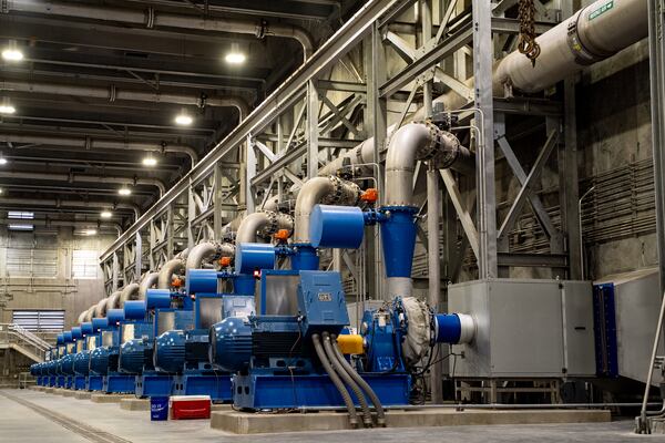 Water pumps move water all throughout the facility. Fulton County officials tour the new water reclamation facility built on the grouds of the existing Big Creek Wastewater Treament center. Thursday, August 22, 2024 (Ben Hendren for the Atlanta Journal-Constitution)