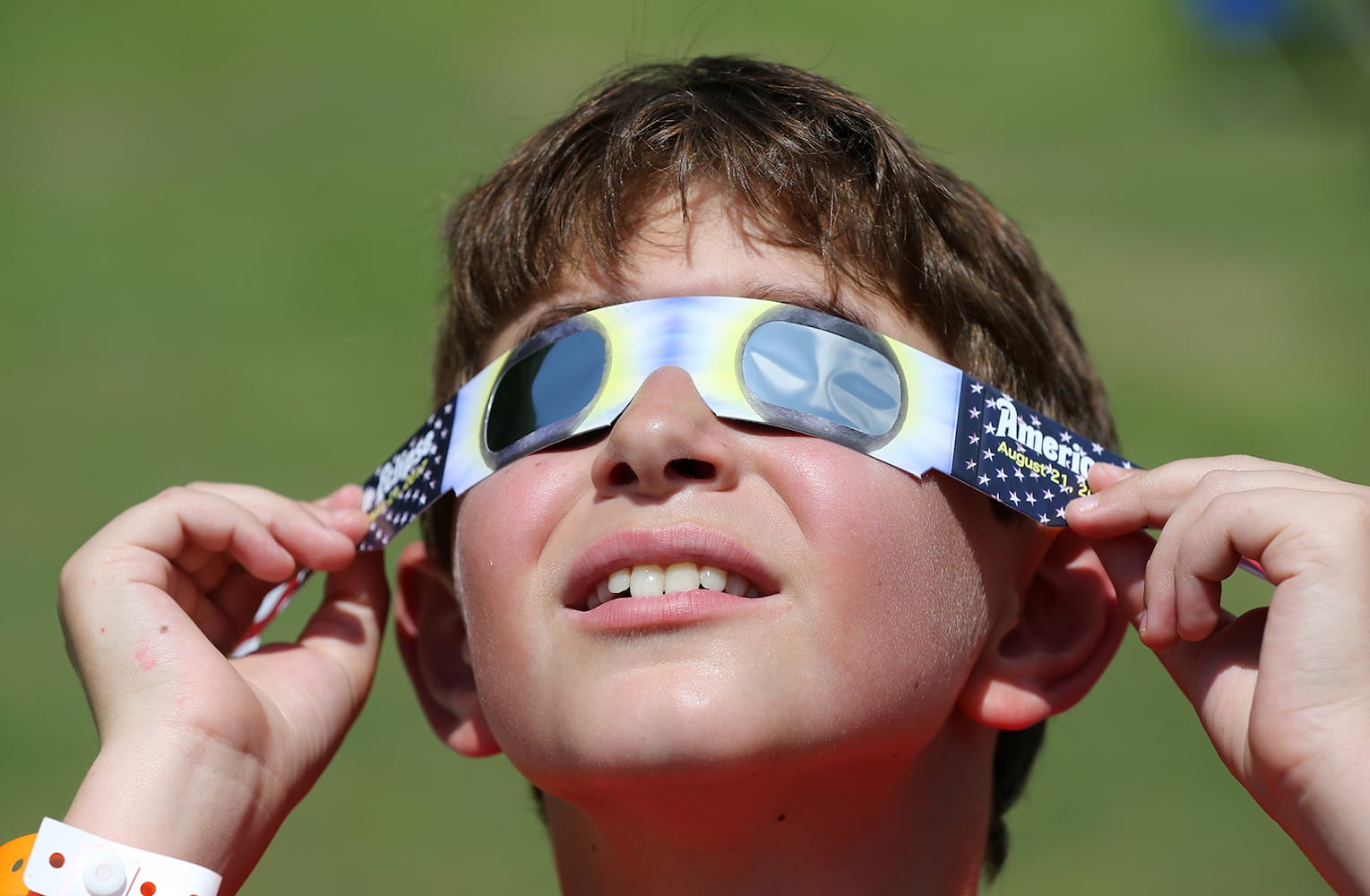 Eclipse draws crowds