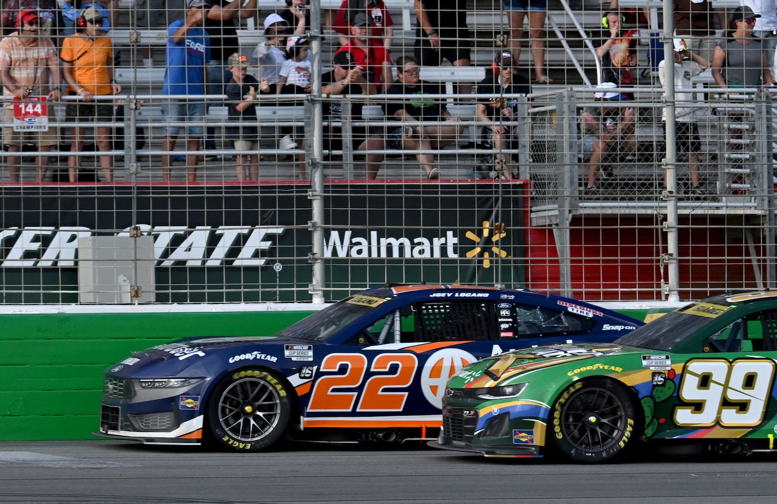 Quaker State 400 photos