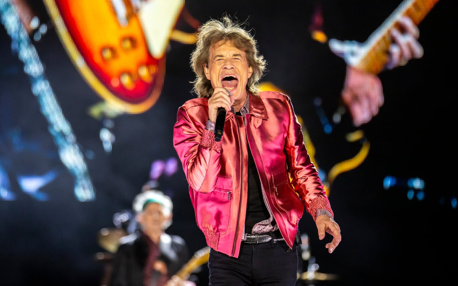 Atlanta, GA: The Rolling Stones play for crazed fans singing along to every word at Mercedes Benz Stadium on the Hackney Diamonds Tour. Photo taken Friday June 7, 2024. 060924 aajc rolling stones review (RYAN FLEISHER FOR THE ATLANTA JOURNAL-CONSTITUTION)