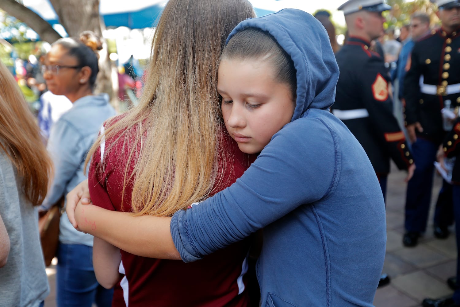 Photos: Nation mourns after Florida school shooting