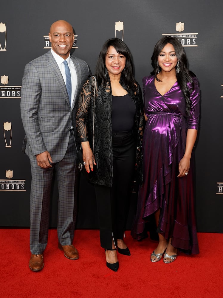 Photos: Athletes, celebs walk the NFL Honors 2019 red carpet