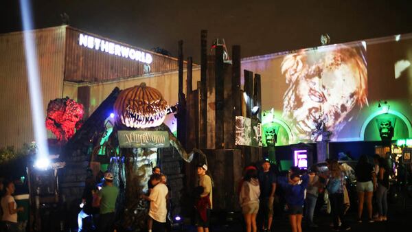 AAJC 102122-8 GG Haunted Houses  
Fans line up to get the full scare experience at Netherworld Haunted House. 
(Courtesy of Netherworld Haunted House)