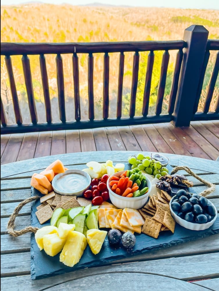 This beautiful Blue Ridge Airbnb might have the best views in Georgia