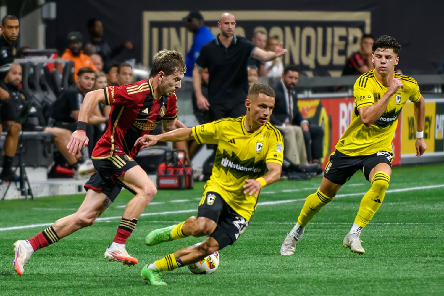 Saba Lobzhanidze dribbles the ball during the Atlanta United game against Columbus Crew at Mercedes Benz Stadium in Atlanta, GA on July 20, 2024. (Jamie Spaar for the Atlanta Journal Constitution)