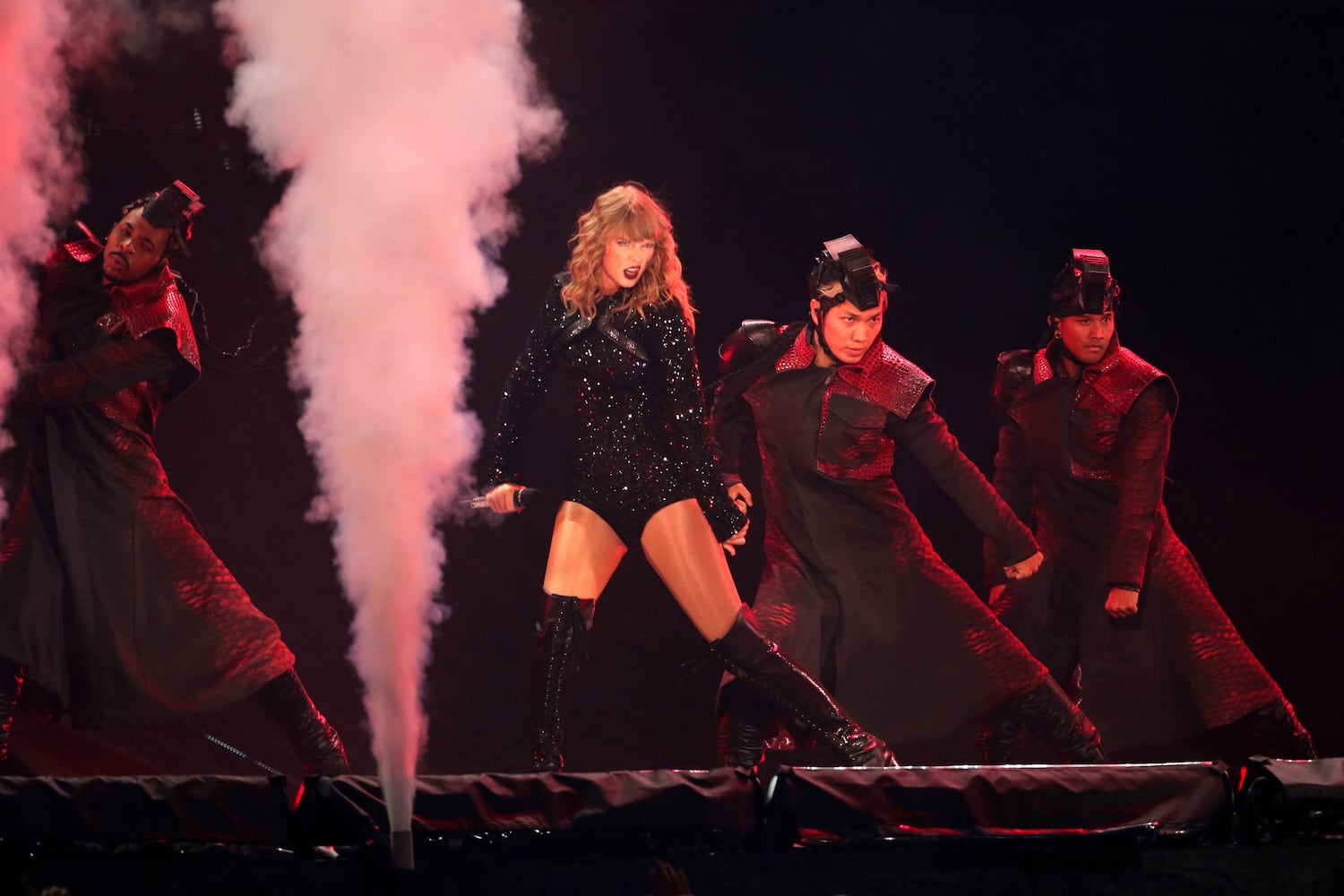 Concert photos: Taylor Swift performs at Mercedes-Benz Stadium