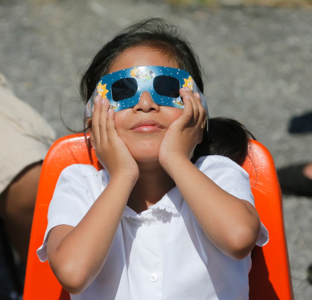 Eclipse draws crowds