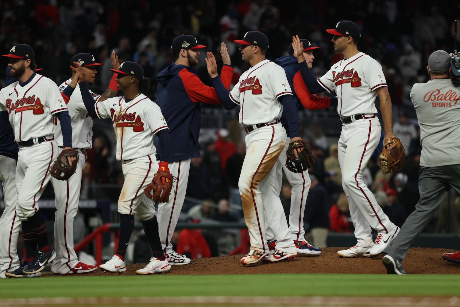 Atlanta Braves and Reds