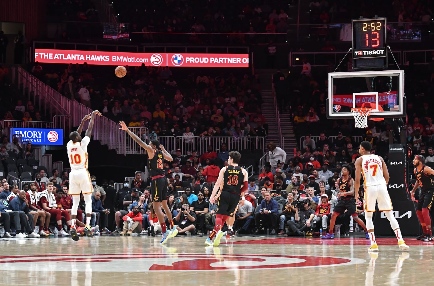 Hawks-Cleveland Cavaliers photo