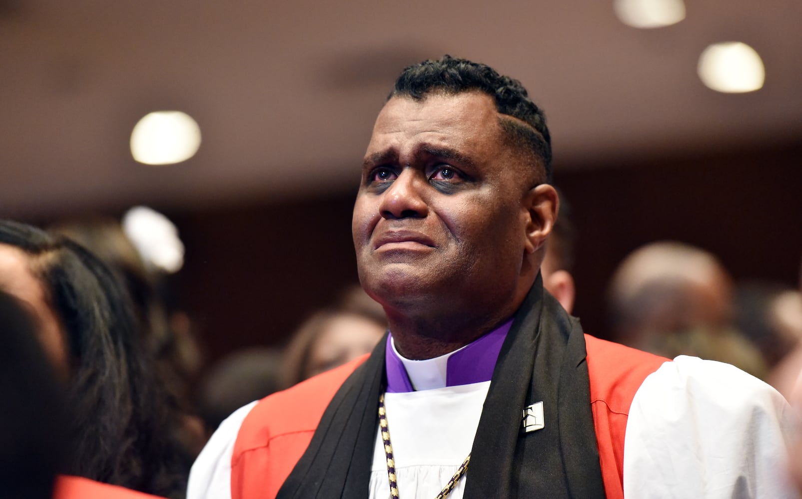 Mourners gather for Bishop Eddie Long's funeral service