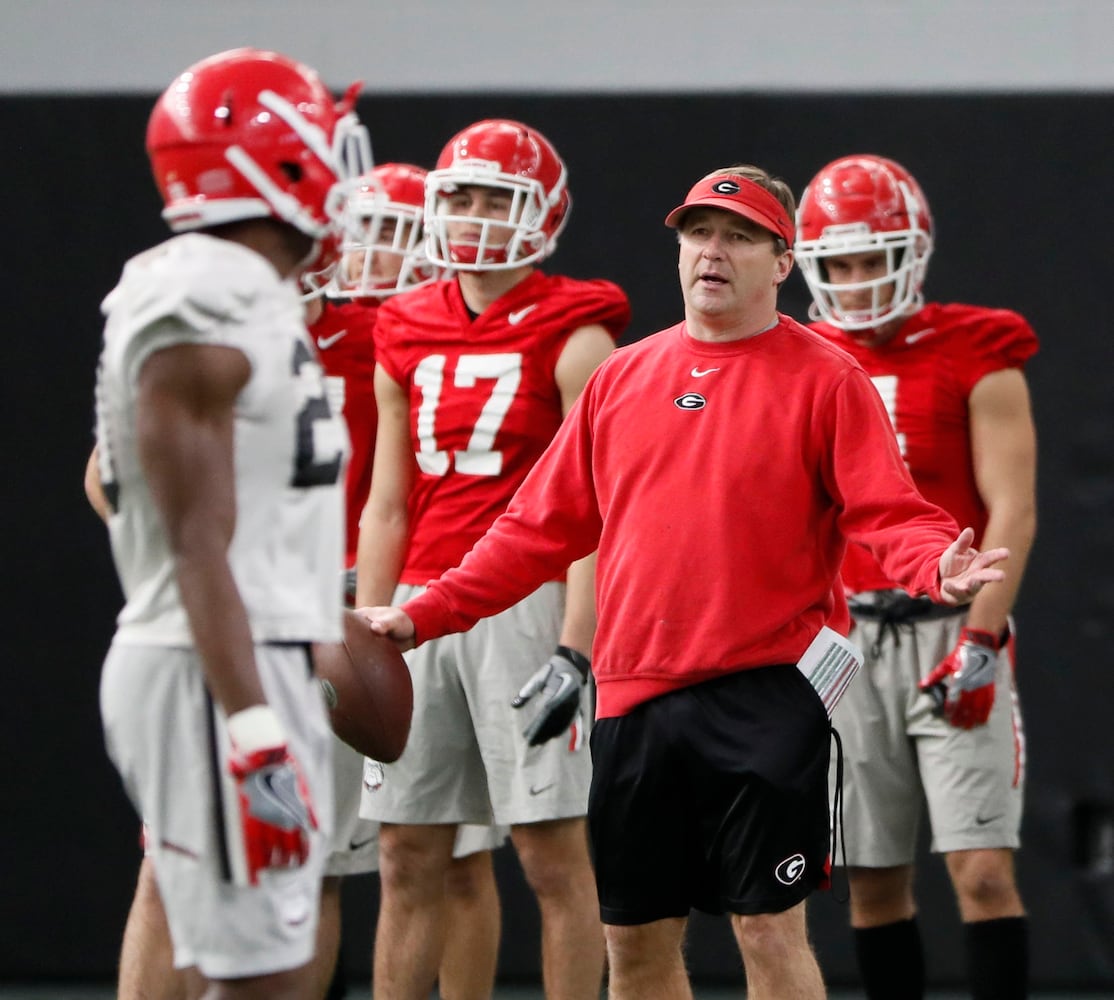 Photos: The scene as Georgia, Alabama prepare for national championship game