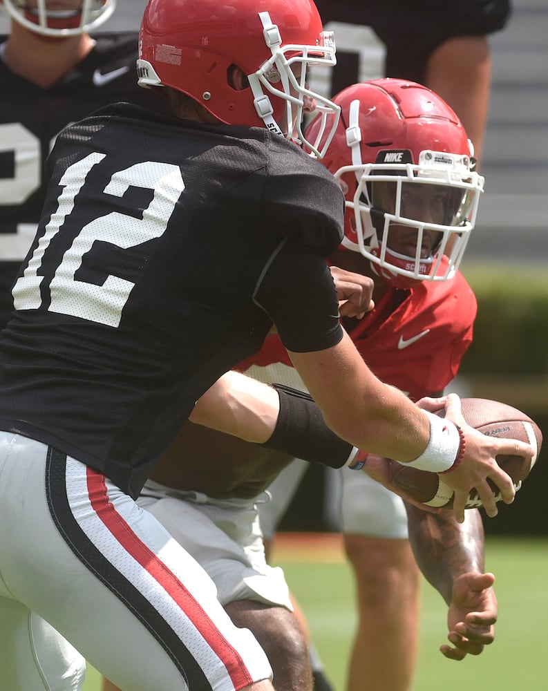 Photos: Bulldogs working hard even on Fan Day