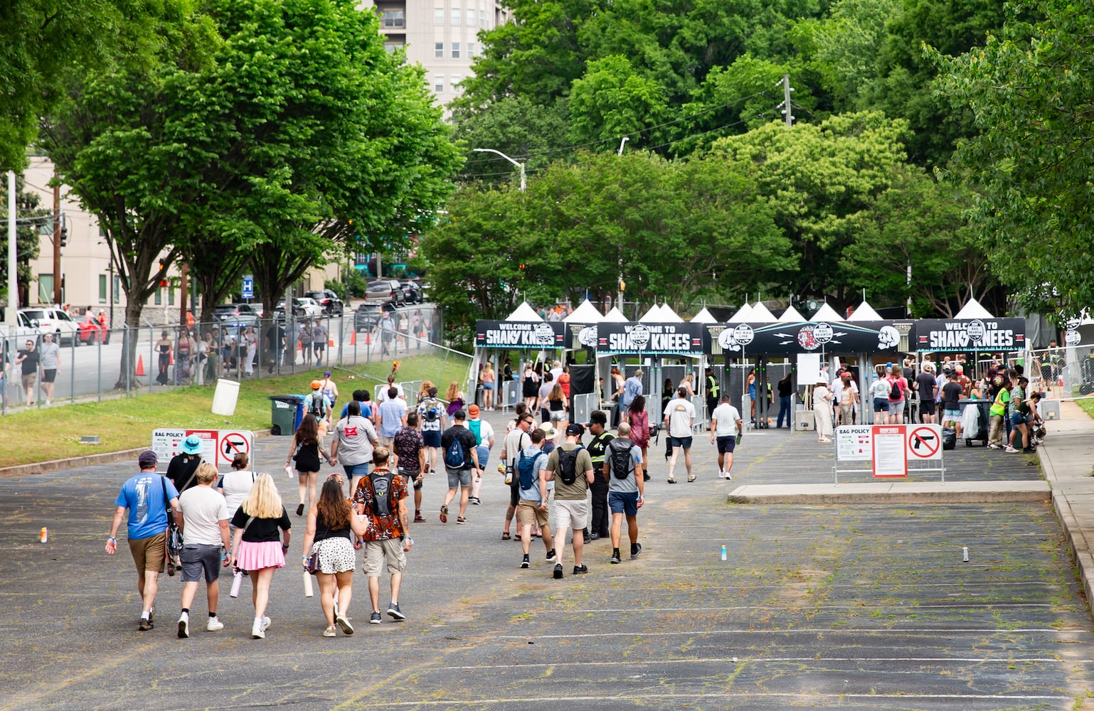 230102 Atlanta, Ga: Fans file in early to catch early acts like Linka Moja and Mali VelasquezPhoto taken Friday May 3, 2024 at Central Park, Old 4th Ward. AAJC 050324 shaky day one (RYAN FLEISHER FOR THE ATLANTA JOURNAL-CONSTITUTION)