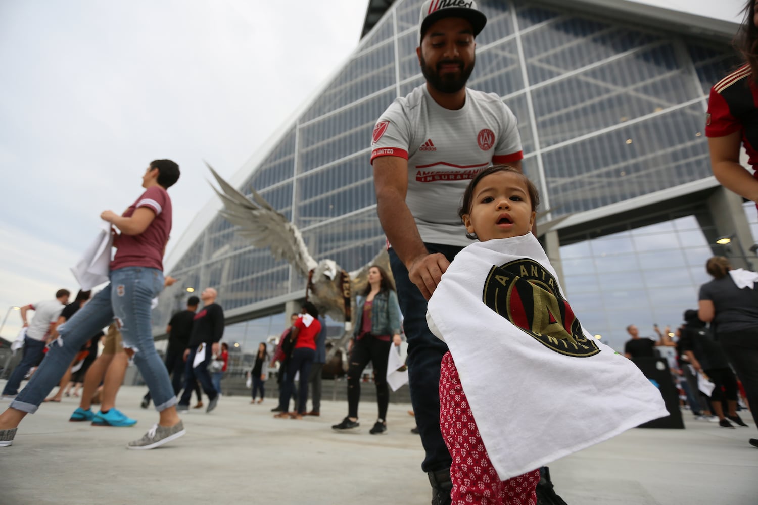 Photos: Atlanta United crushes New England