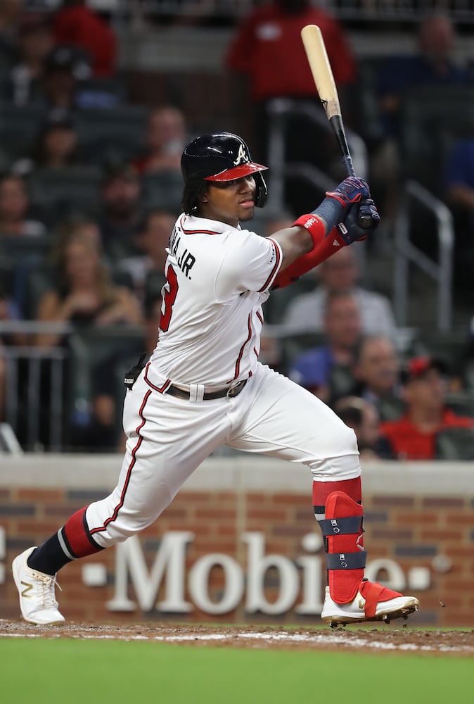 Photos: Charlie Culberson honored as Braves meet Phillies