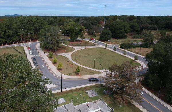 Aerial photo shows Mableton Square.  HYOSUB SHIN / HSHIN@AJC.COM