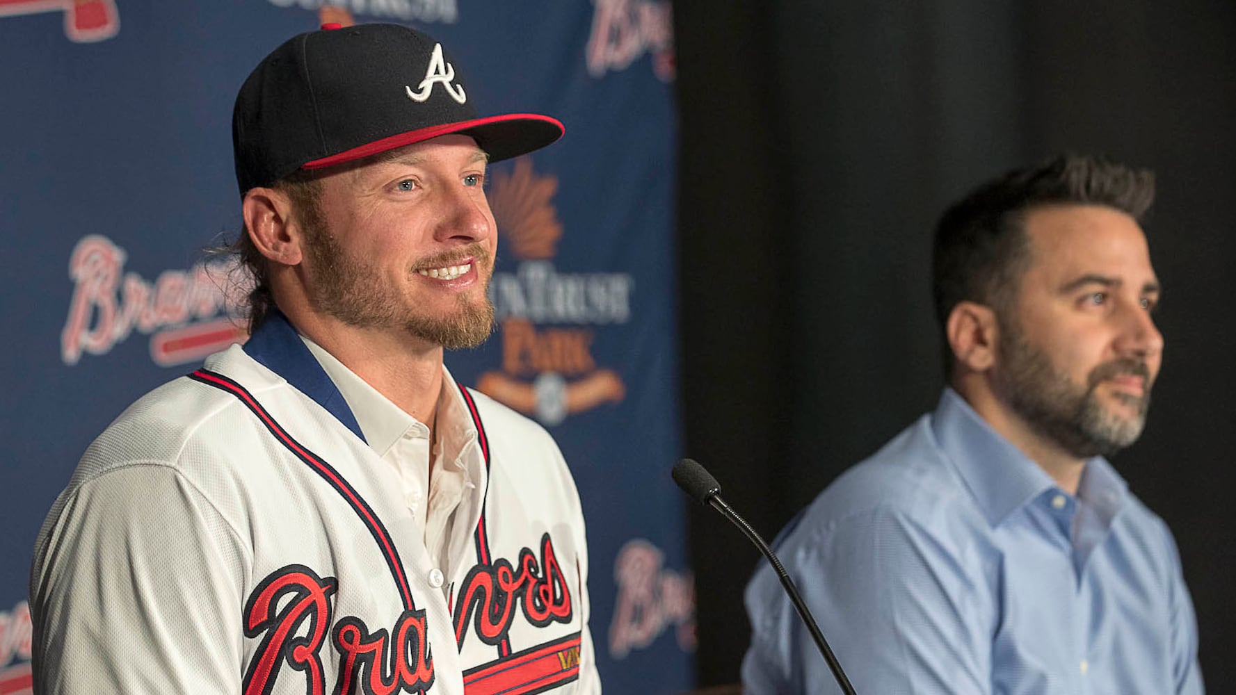 Braves introduce Josh Donaldson