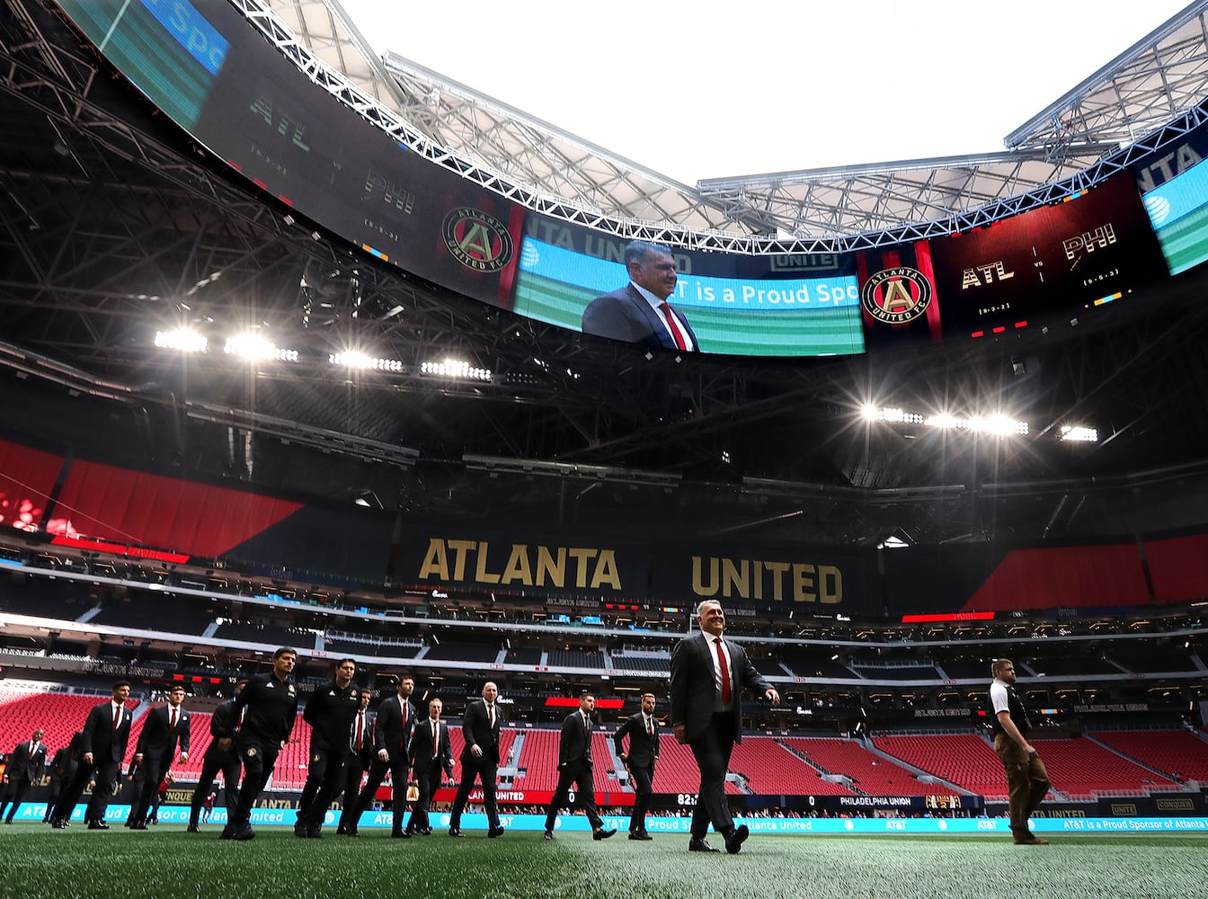 Photos: Mercedes-Benz roof open for Atlanta United match