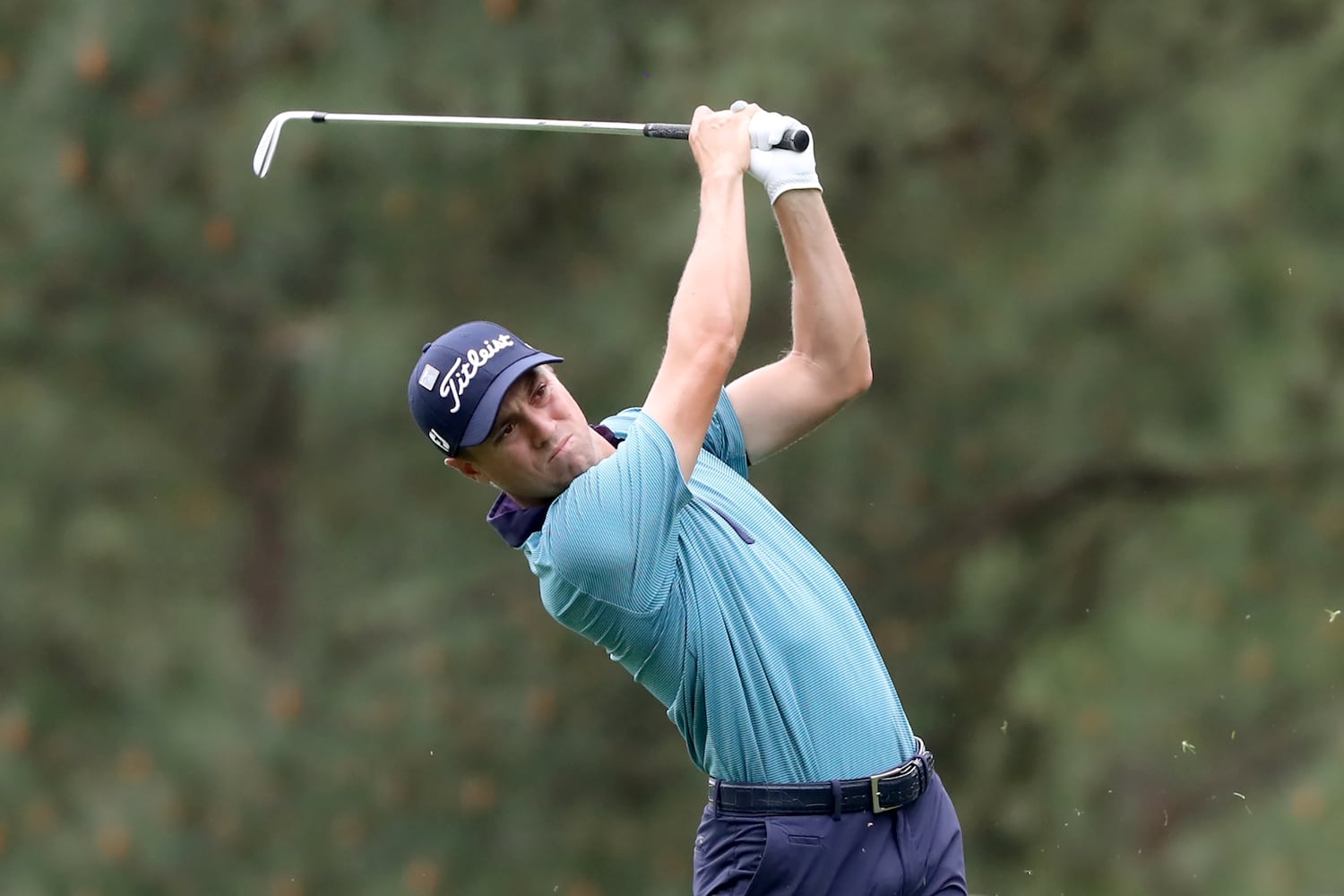 April 9, 2021, Augusta: Justin Thomas hits his fairway shot on the fifteenth hole during the second round of the Masters at Augusta National Golf Club on Friday, April 9, 2021, in Augusta. Curtis Compton/ccompton@ajc.com