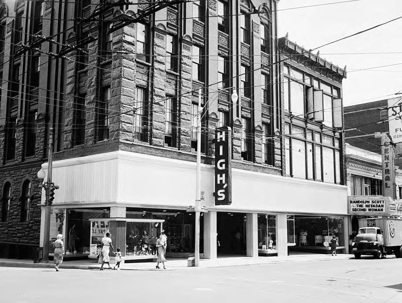 AJC Flashback Photos: Atlanta’s Mitchell Street through the years