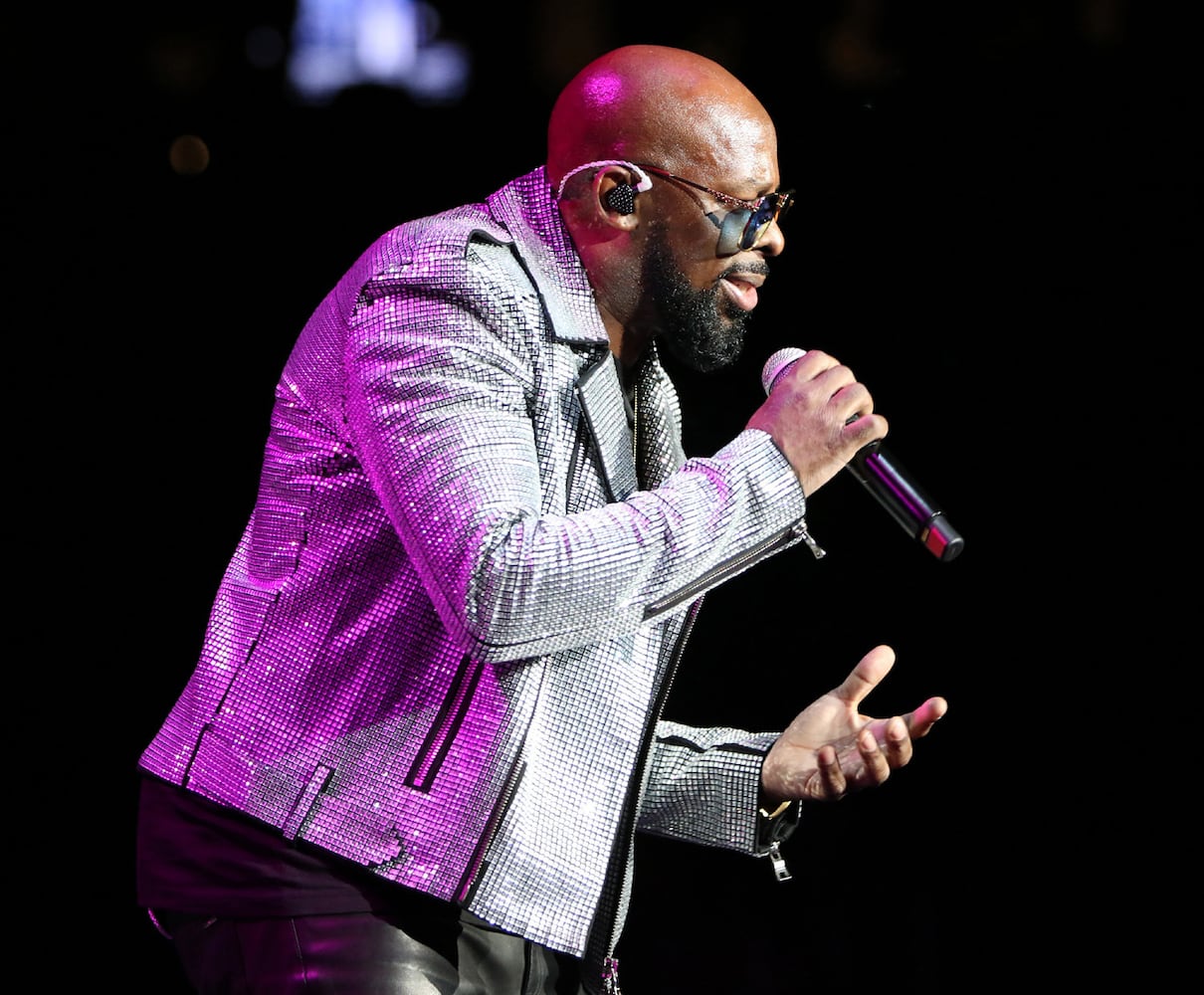 Joe performs during "The Night Tour" at State Farm Arena on Saturday, March 19, 2022. 