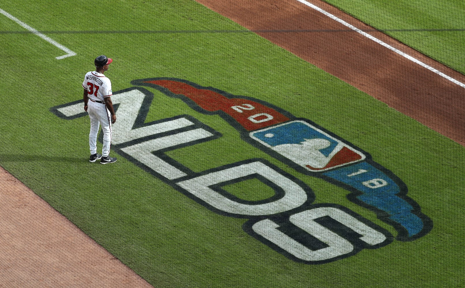 Photos: Braves, Dodgers meet in Game 4 of National League Division Series