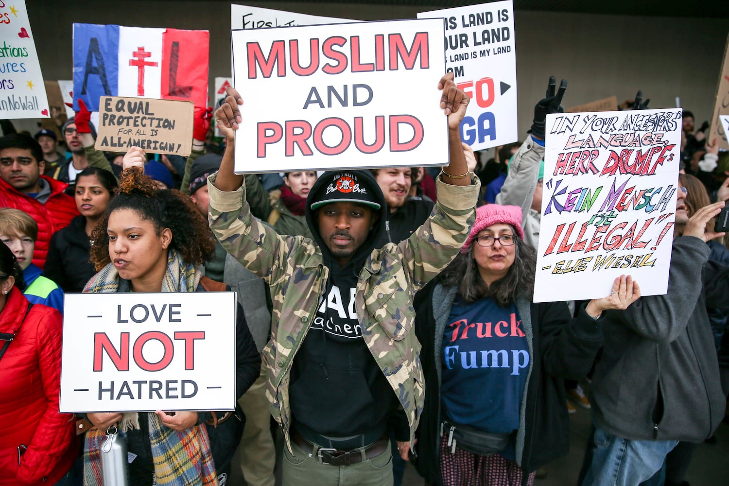 Atlanta Airport protests over immigration limits