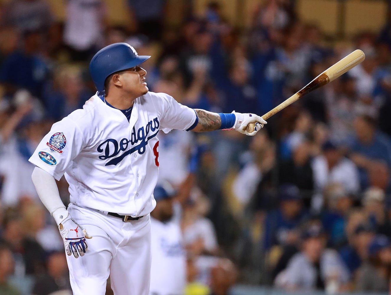 Photos: Braves shut out again, trail Dodgers 2-0 in playoffs