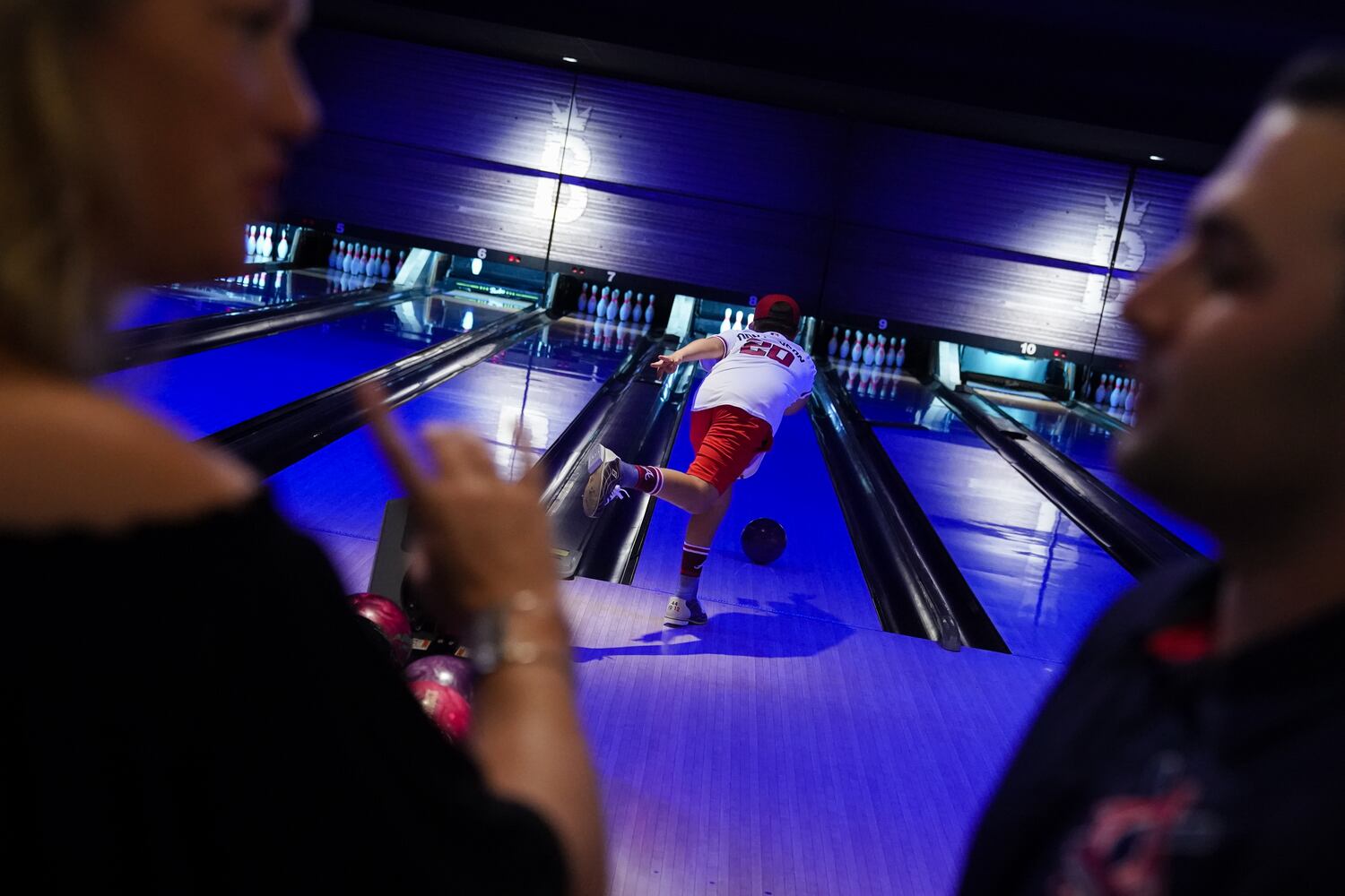 Photos: Josh Donaldson, Braves teammates bowl for charity