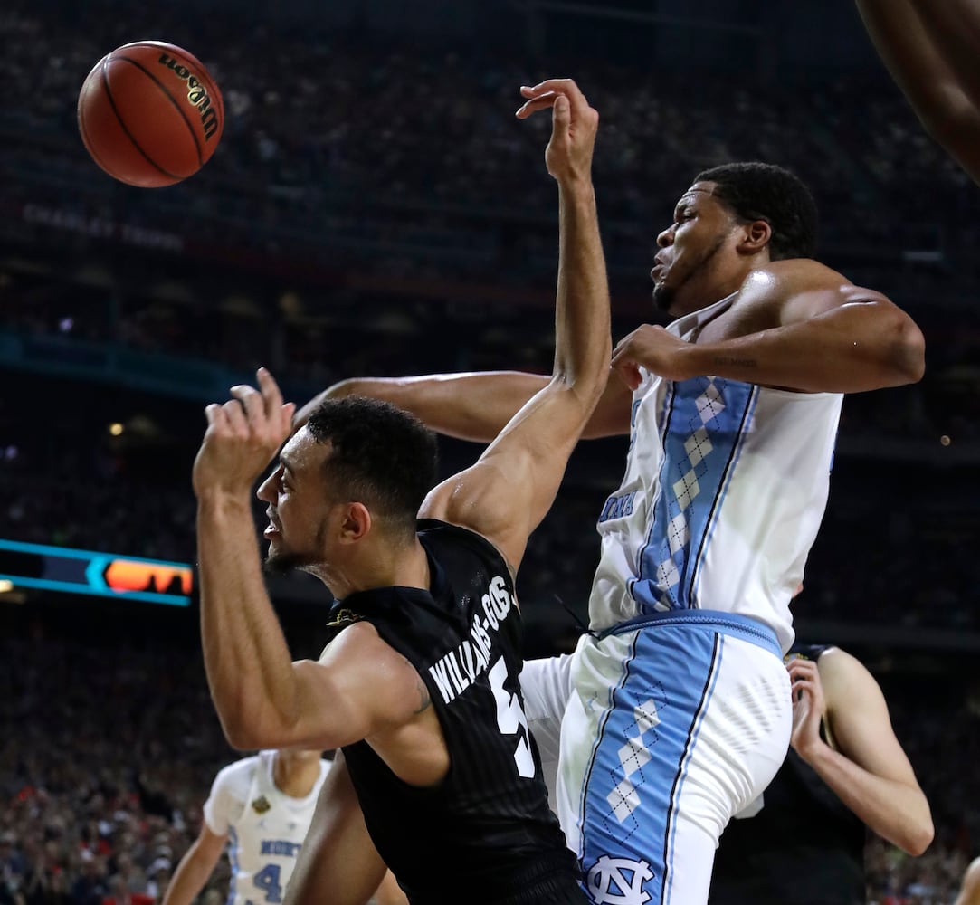 Tar Heels top Bulldogs 71-65