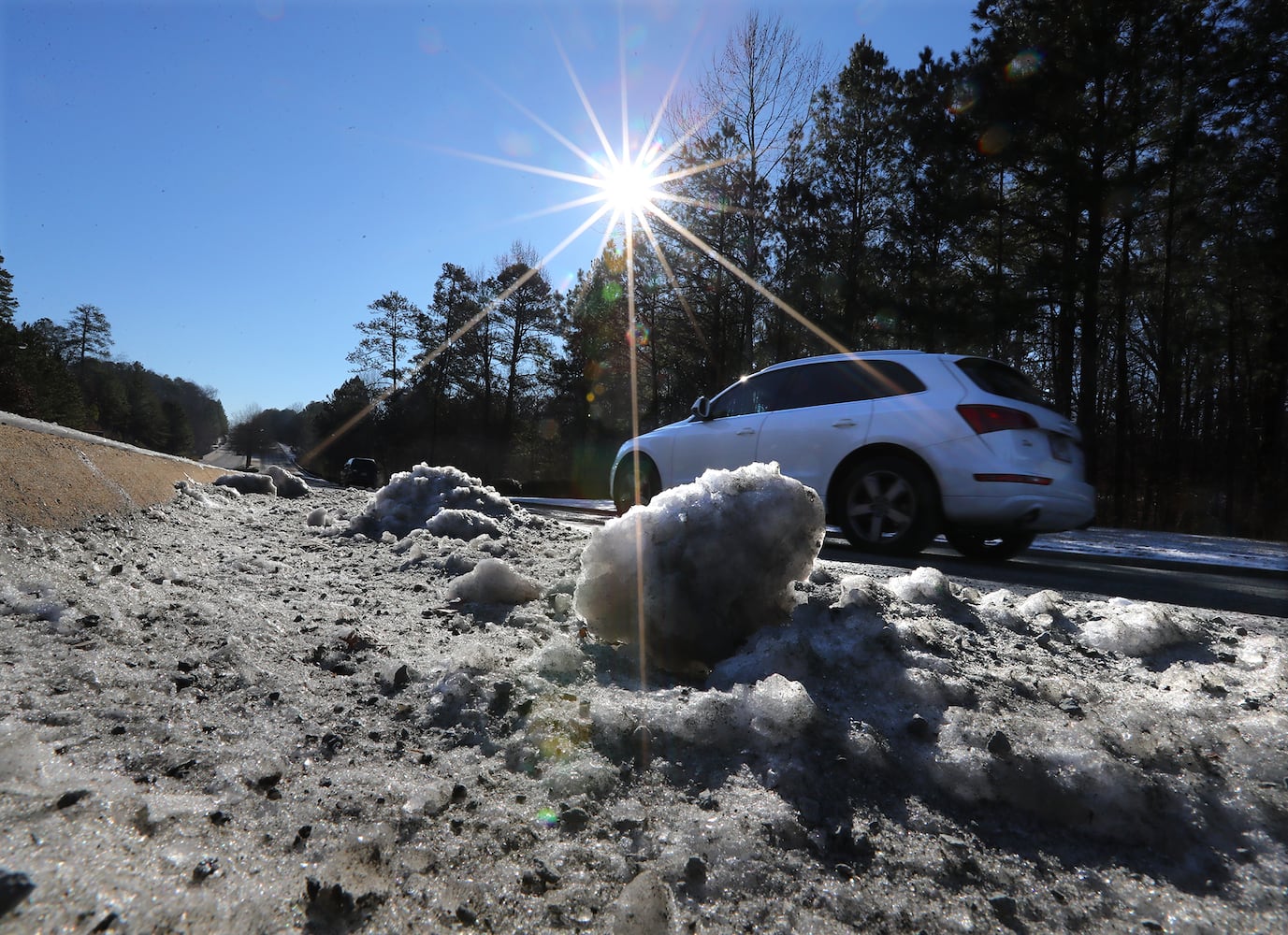 Snow, ice make for wintry weekend in metro Atlanta