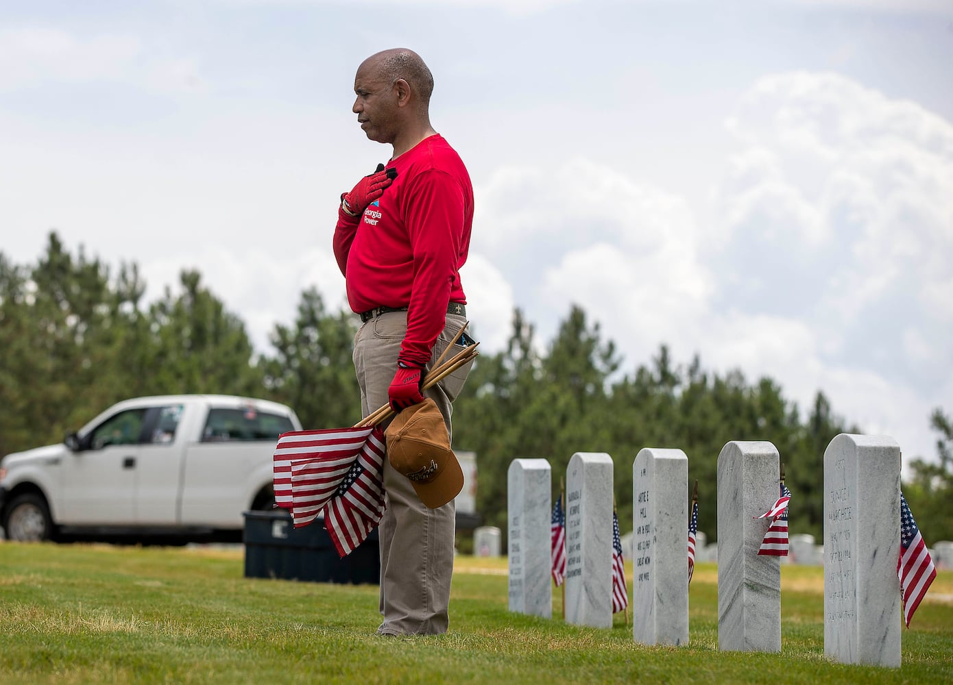 CEMETERY FLAG PHOTOS