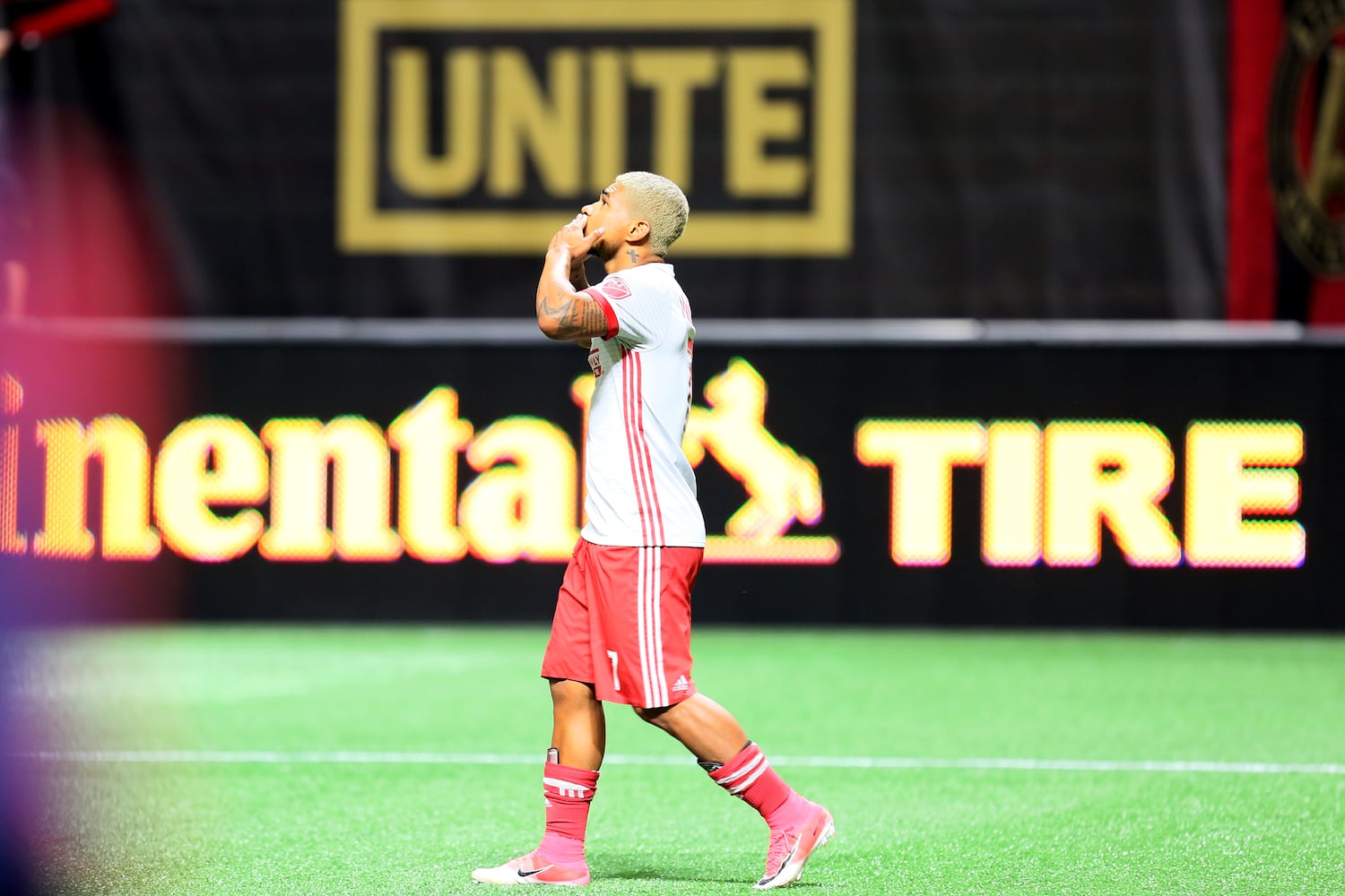 Photos: Atlanta United crushes New England