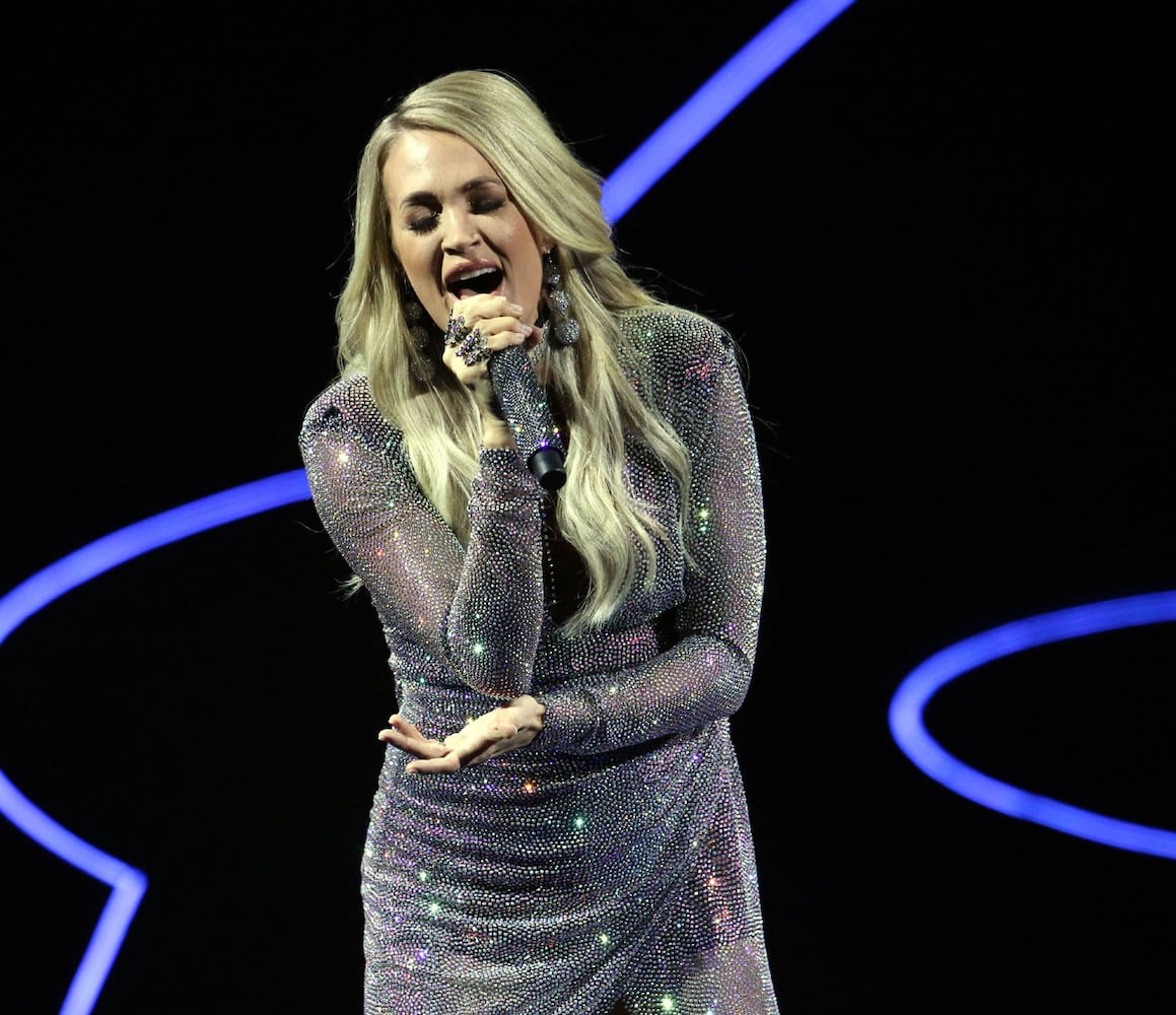 PHOTOS: Carrie Underwood’s Cry Pretty Tour at State Farm Arena 2019