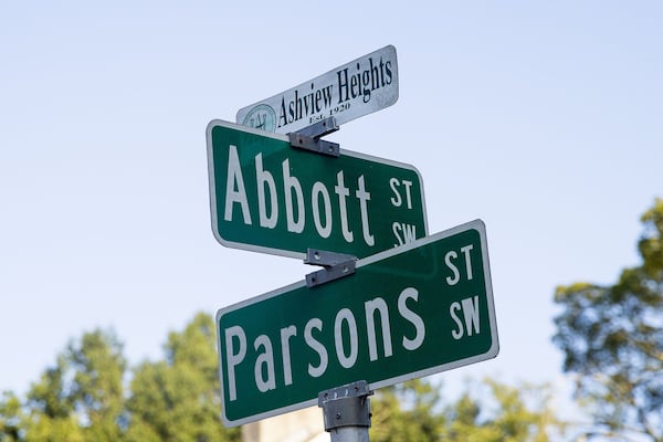 A street sign at the intersection of Abbott Street SW and Parsons Street SW in Atlanta’s Ashview Heights neighborhood, where admitted prostitute and drug user Angela Dalton was known to frequent. ALYSSA POINTER / ALYSSA.POINTER@AJC.COM