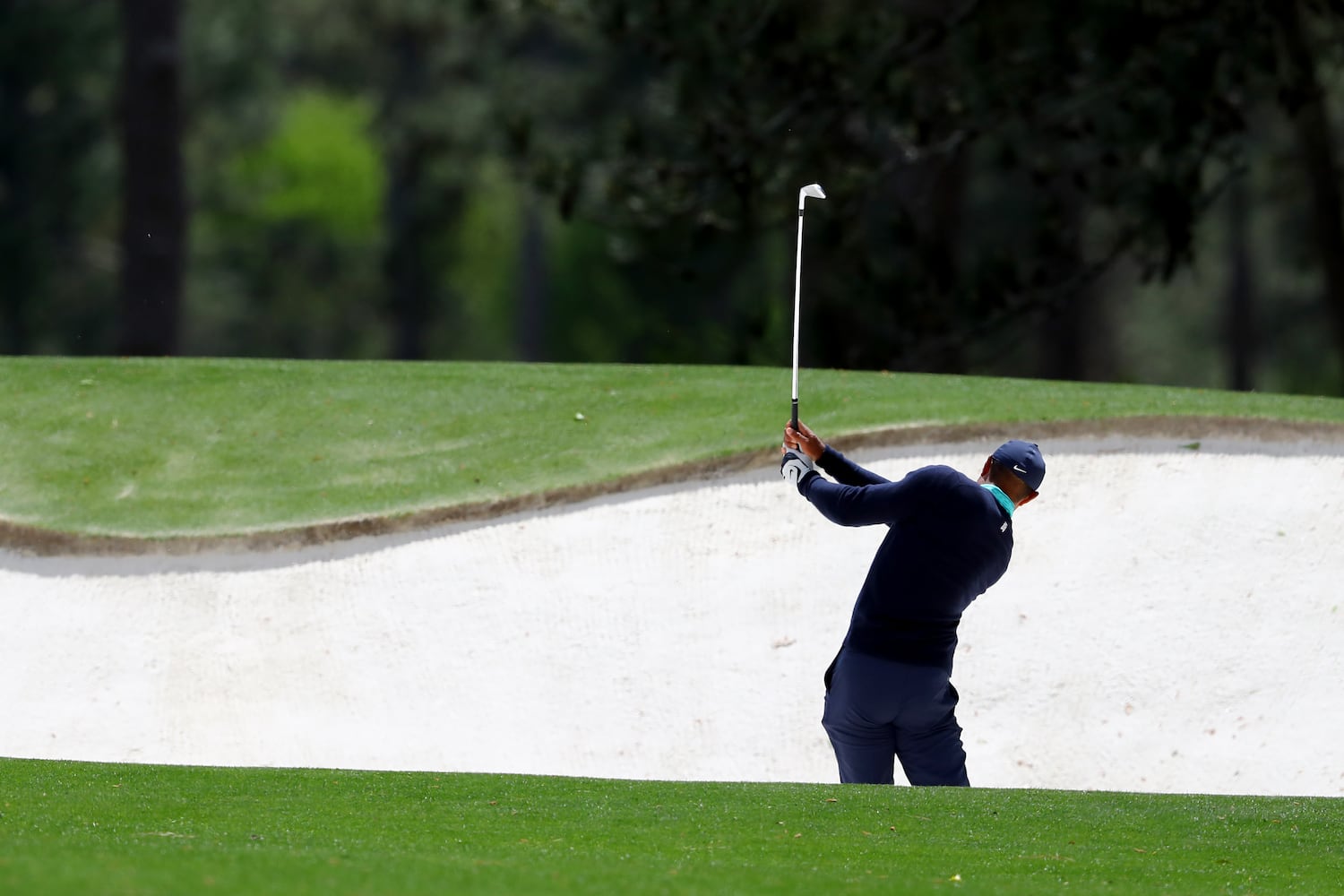 Tiger Woods' second round at the Masters