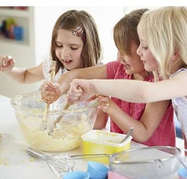 Kids get cooking at this pasta cooking class.