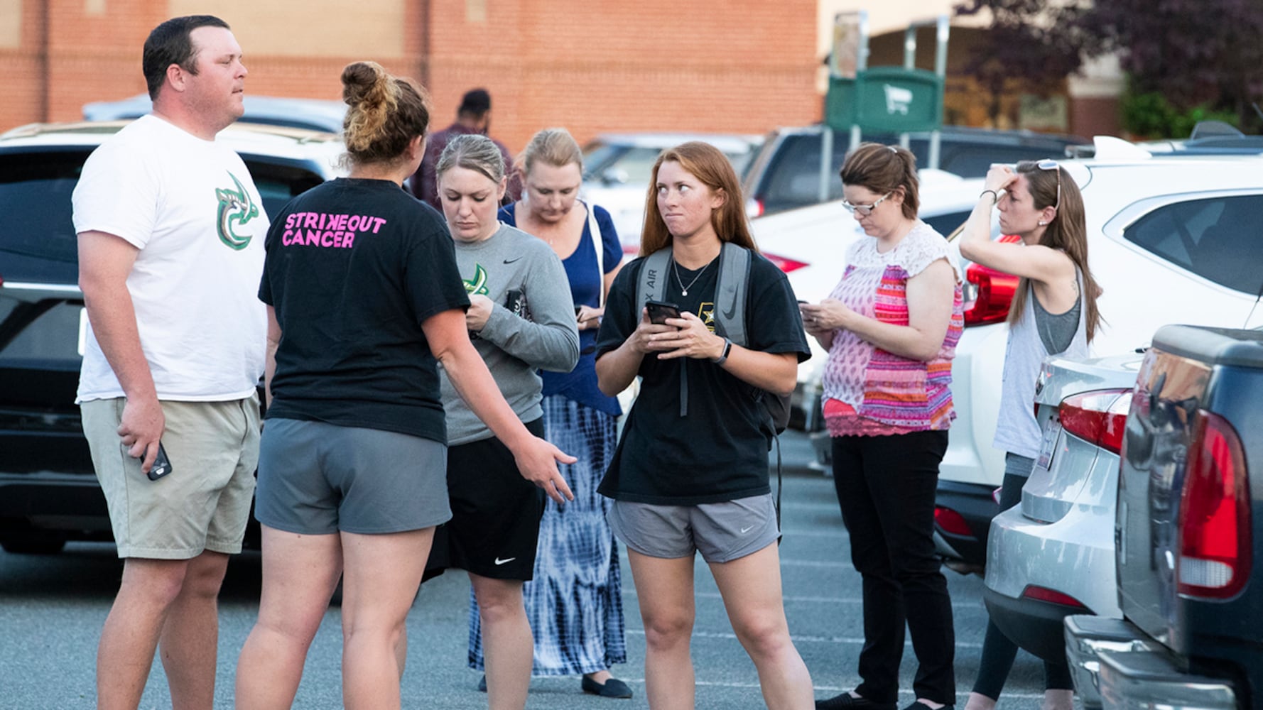 Photos: 2 dead, 4 injured in shooting at University of North Carolina at Charlotte