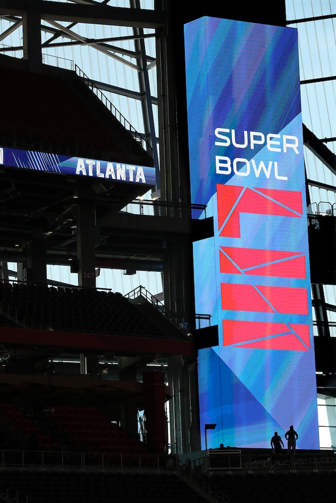 Photos: Setting up Mercedes-Benz Stadium for Atlanta’s Super Bowl