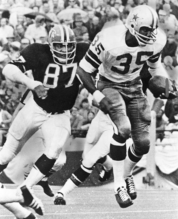 Claude Humphrey wore the number 87 because it was the same number worn by Willie Davis of the Green Bay Packers. Davis is one of Humphrey's idols. (AJC File)